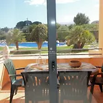 Apartment Garcas Lounge - By Dalma Portuguesa